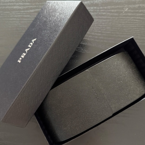 PRADA PR A14S 1AB5SO BLACK DARK WOMEN'S 60mm sunglasses - Picture 2 of 10